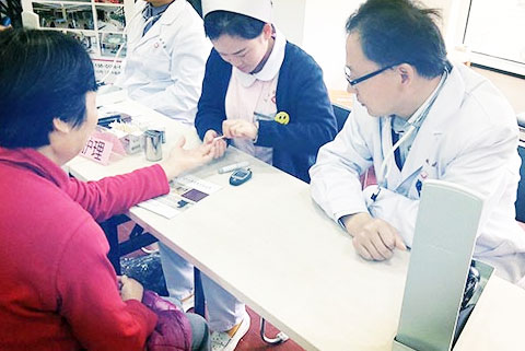 上海金城护理院医疗服务队应邀参加社区义诊活动