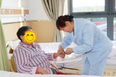 上海高龄老人怎么居家护理？有什么小技巧？