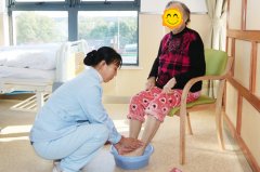如何提升失智老人照护品质？上海金城护理院“三优”服务探索照护新模式