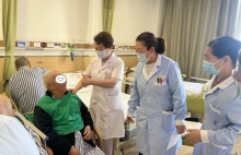 家中老人一旦迈入80岁高龄请注意！上海金城护理院：高龄老人的温馨港湾