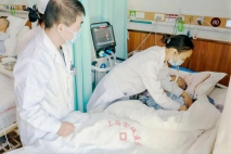 上海金城护理院黄梅天健康指南：为长辈筑牢健康防线