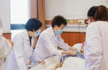上海截瘫、瘫痪老人护理  上海金城护理院守护卧床老人