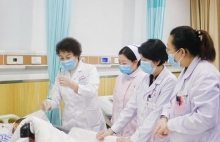 科学卧床护理，守护长者安康——上海金城护理院专业卧床照护服务