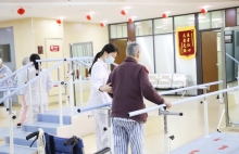 警惕脑卒中的这十个前兆，特别是老年人！上海金城护理院帮助卒中患者走向康复之路