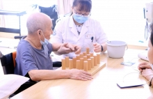 上海高龄老人护理院哪家好，上海金城护理院始终秉承为高龄老人提供全面、高品质的护理服务理念